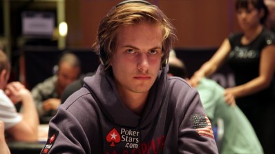 Viktor “Isildur1” Blom vinner $1.7 millioner